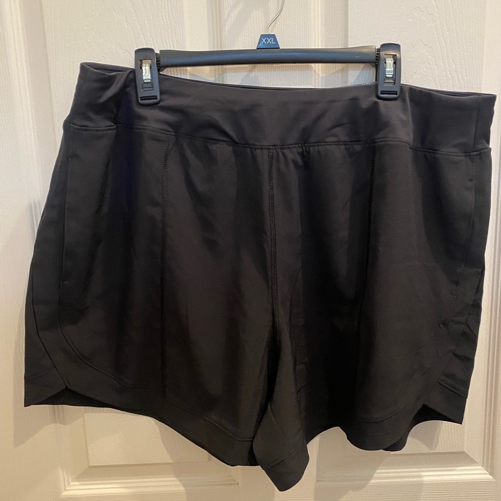Tek Gear athletic shorts. Size 1X